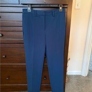 T Tahari Classic Peacock Blue Trousers.  Zipper and functional pockets.